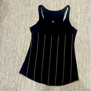 Lululemon black and white tank
